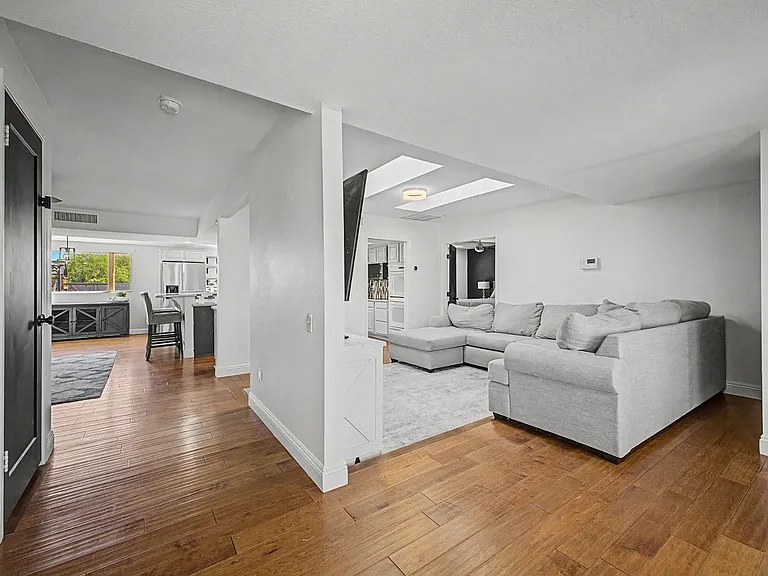 6315 E Delcoa Ave — Photo 29