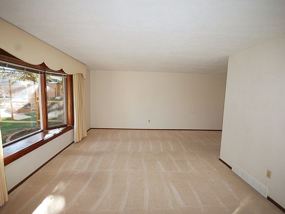 Living Room with bay window
