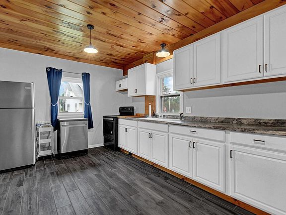 4th image of 1105 Dutch Ln NW