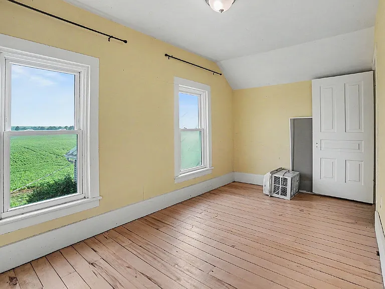 5749 Upton Rd — Photo 14