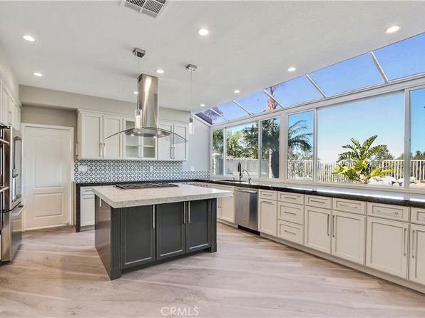 8161 E Marblehead Way