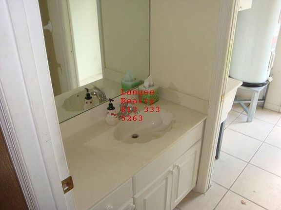5th image of 4726 Soapstone Dr