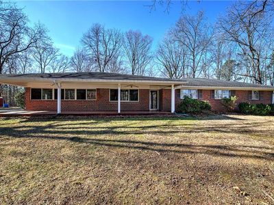 16 Summit Dr SE, Lindale, GA, 30147