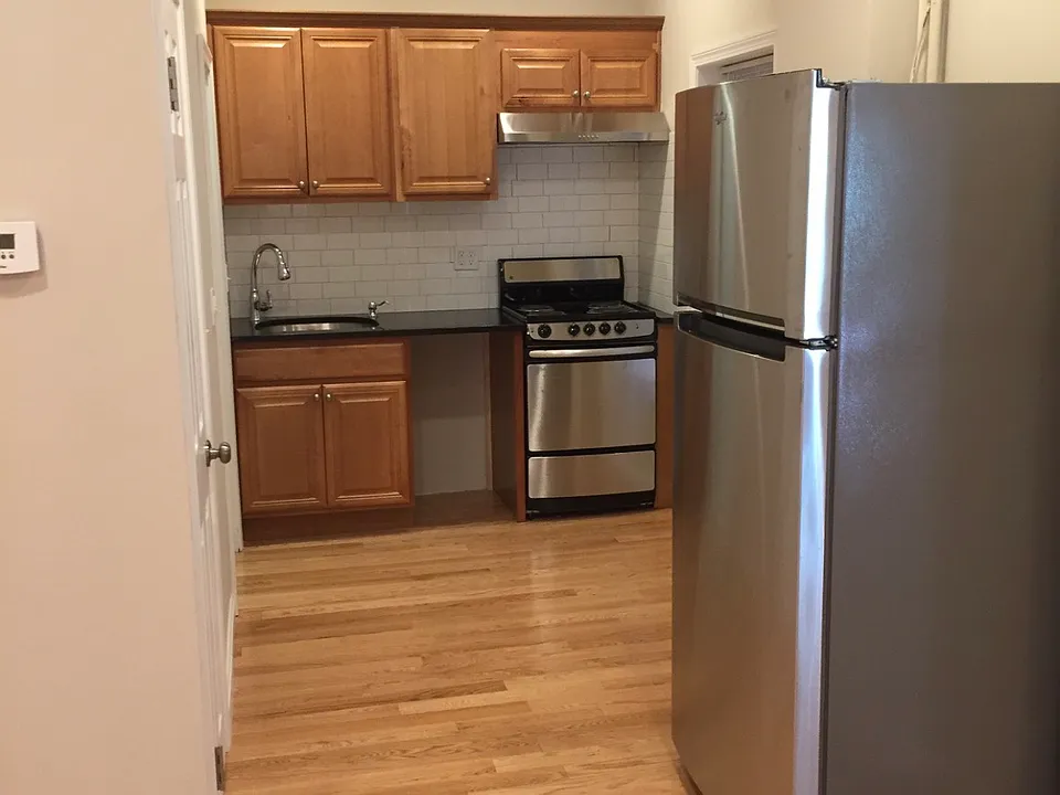 12 Harvard Ave #9