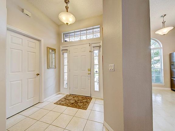 4th image of 5463 Endicott Pl