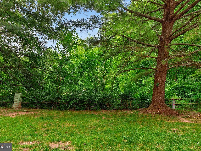 12103 Green Ledge Ct #101 — Photo 28
