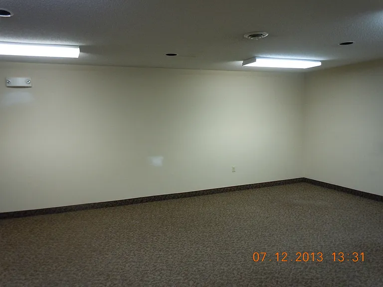 1829 South Broadway — Photo 3
