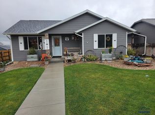 1252 Juneau Dr, Box Elder, SD 57719