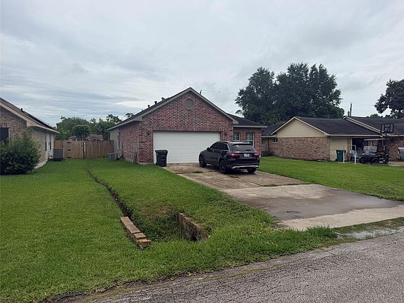 3rd image of 6406 Trebor St