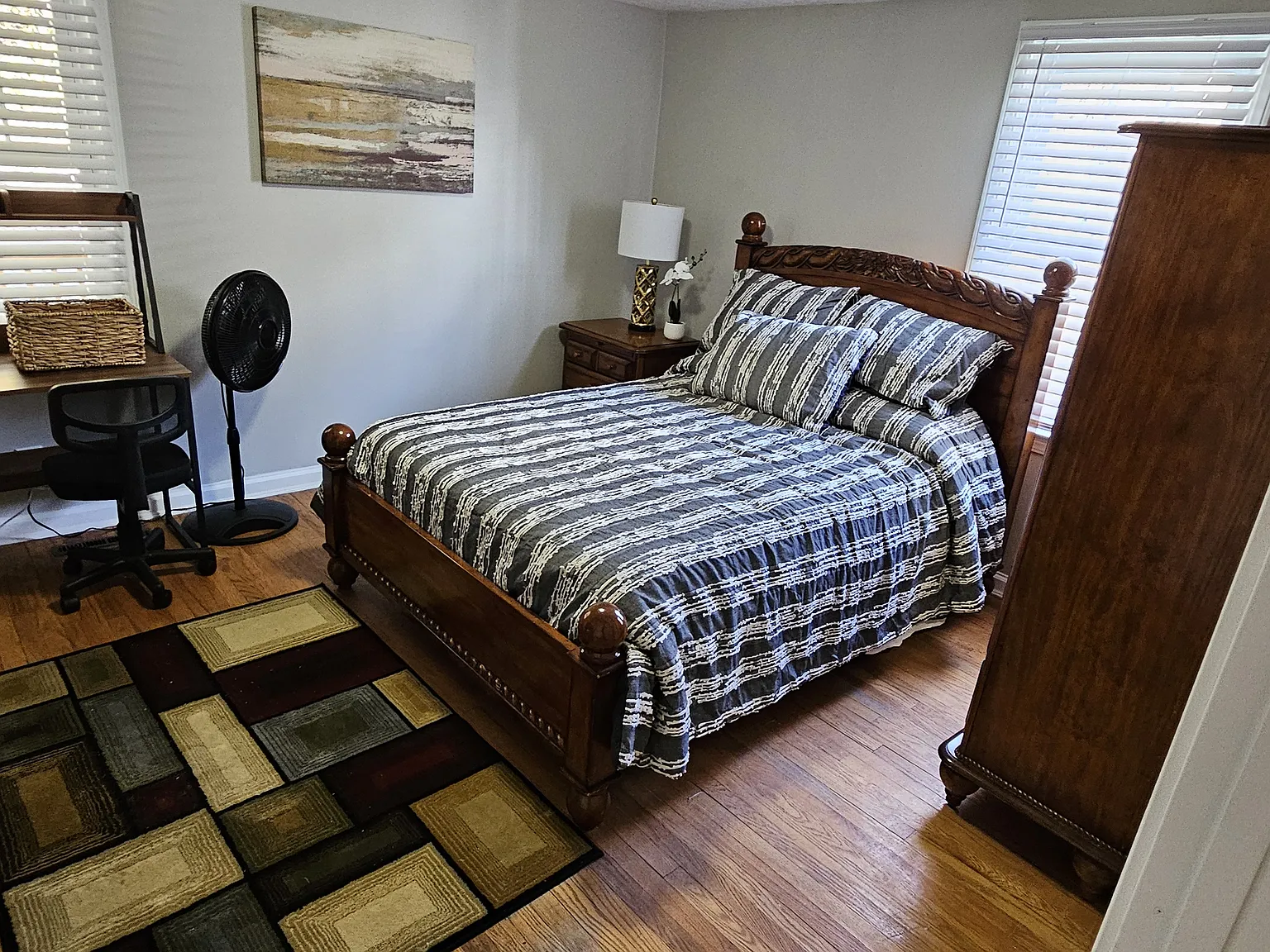 5 bed, 2.5 bath, $2,500 — Photo 3
