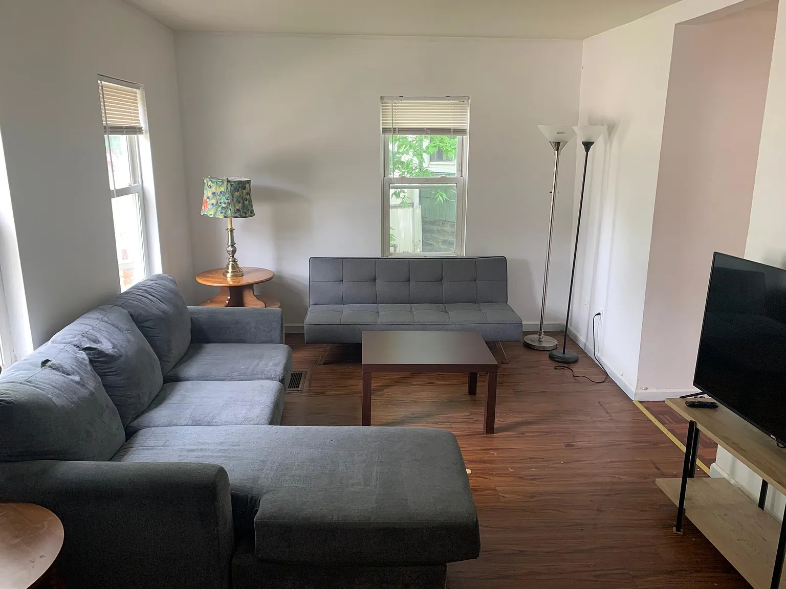 4 bed, 1572 sqft, $2,780 — Photo 2