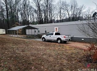 106 Riverbend Ln, Commerce, GA 30529