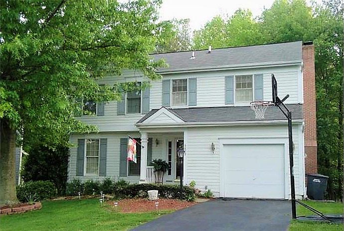 1st image of 3823 Jocelyn Dr