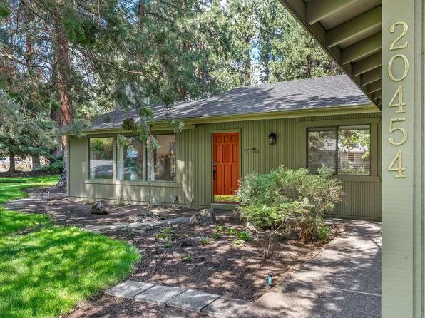 20454 Whistle Punk Rd, Bend, OR 97702