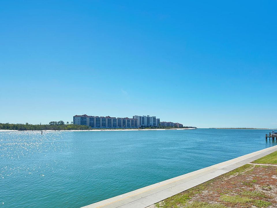 1st image of 105 La Peninsula Blvd
