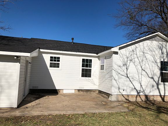 5th image of 2805 Granger St