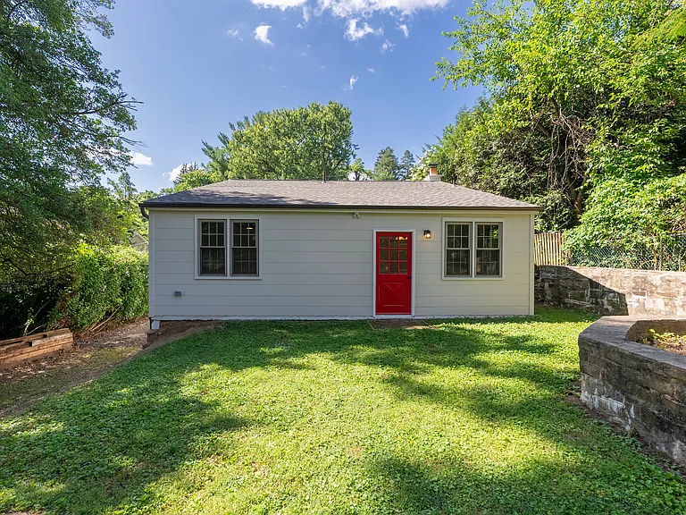1708 Willow Ave — Photo 40