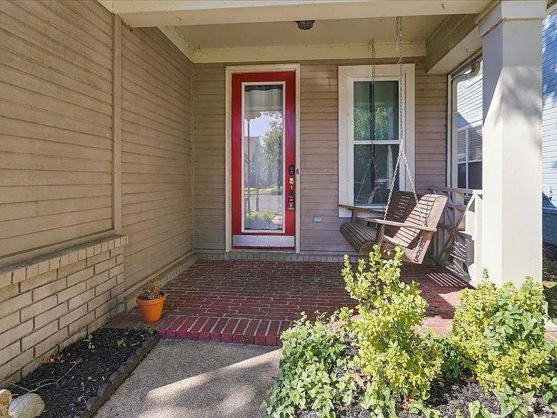 2 bed, 2.0 bath, 1201 sqft, $2,175 — Photo 3