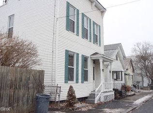17 Oak St FL 2, Cohoes, NY 12047