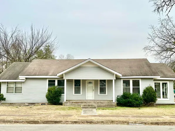 710 N Columbia Ave, Sheffield, AL 35660