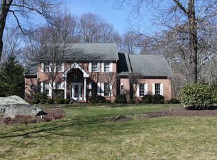 111 Cassandra Ln, North Kingstown, RI 02852