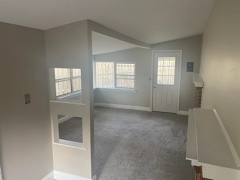 1131 Charlotte Ave — Photo 11