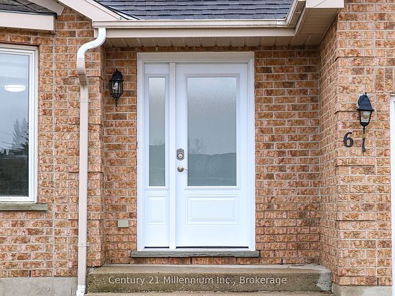 4th image of 61 Albery Ct