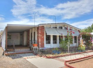 8390 Arrowhead Lake Rd, Hesperia, CA 92345