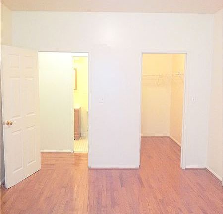 4th image of 1280 Grant Ave