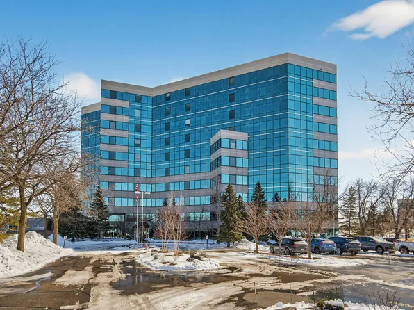 5601 Smetana Dr Unit 101, Minnetonka, MN 55343