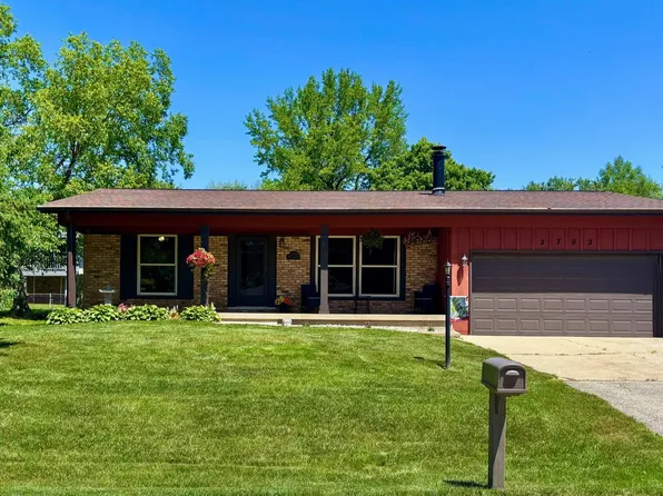 2702 Rolling Acres Dr, Champaign, IL 61822