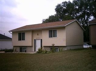 2041 Burton Ave, Waterloo, IA 50703