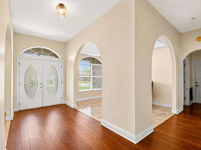 2396 Nightingale Ln — Photo 10