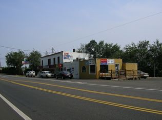 330 N Marine Dr, Portland, OR 97217