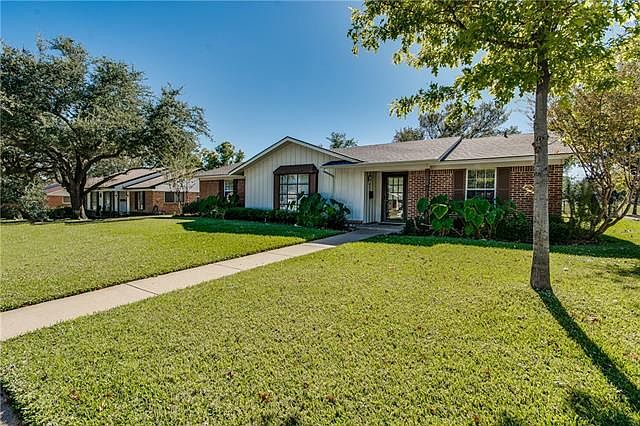 1st image of 3318 Pebble Beach Dr