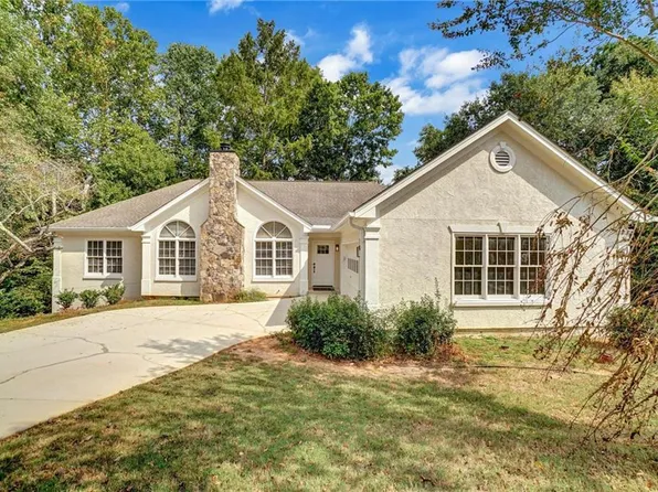 664 Stampmill Ct, Lawrenceville, GA 30043
