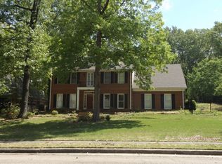 2070 Steeplebrook Dr, Cordova, TN 38016