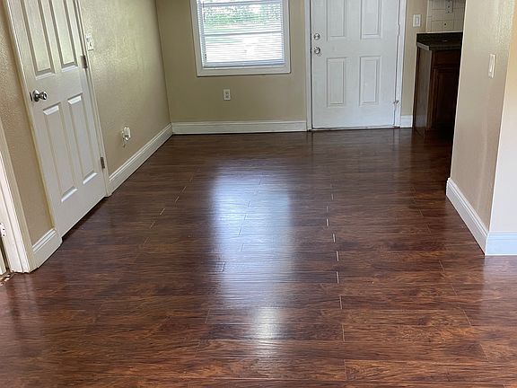 5th image of 2218 NE 18th Ave
