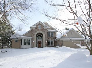 8203 Barony Point, Mattawan, MI 49071