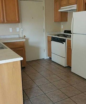4th image of 3904 Tierra Isla Way