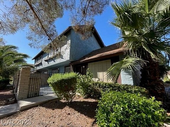 2nd image of 4488 Del Oro Dr