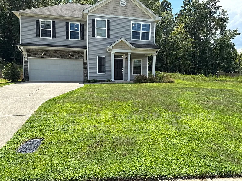 613 Oak Forest Ln