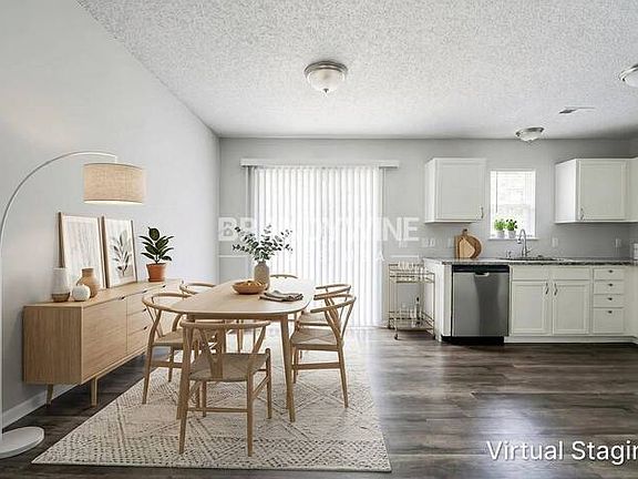 5th image of 6537 Hoover Cir