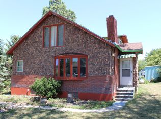 526 S Madison St, Winner, SD 57580
