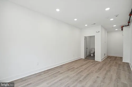528 W Berks St #1 Photo 1