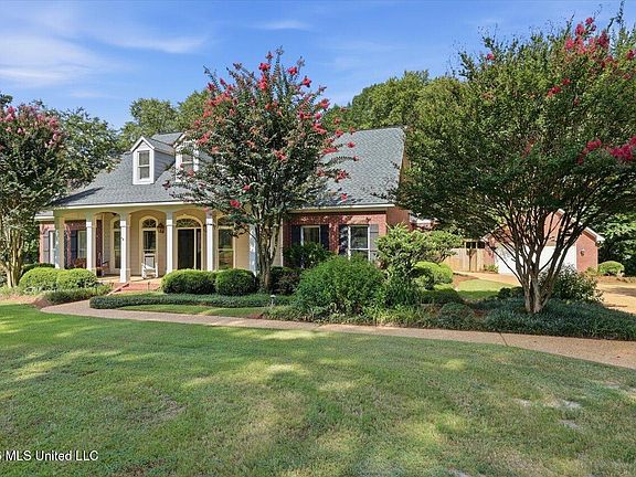 4th image of 108 Blueberry Hill Ln