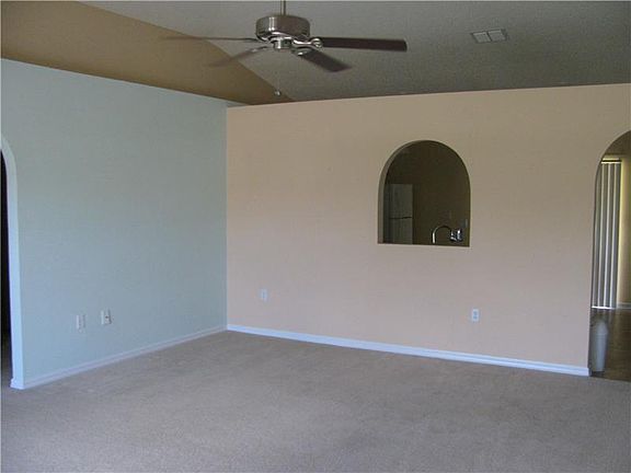 5th image of 8725 104th Ave