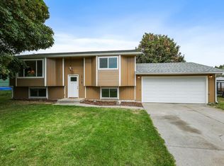 19115 E Nixon Ave, Greenacres, WA 99016