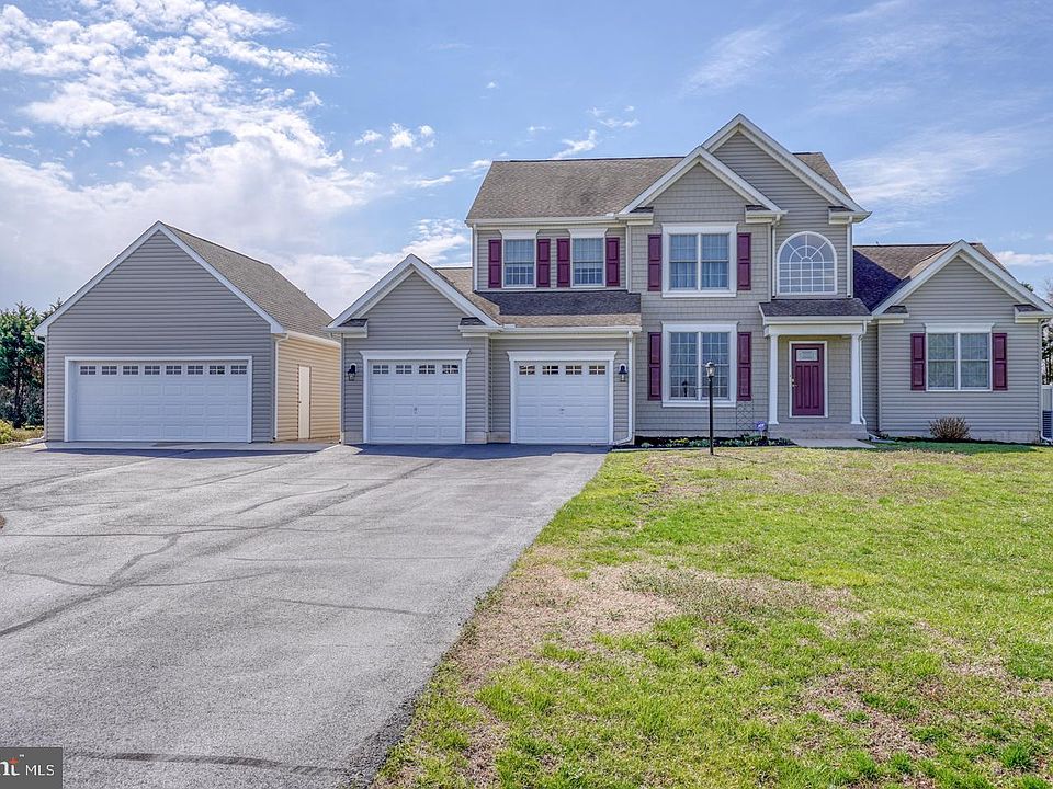 1st image of 8510 Chandler Dr
