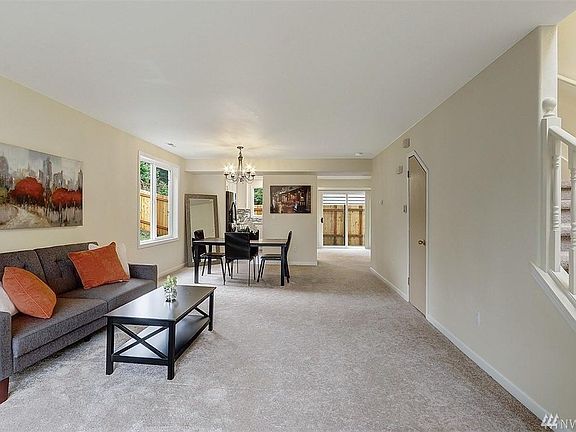 2nd image of 3121 154th St SW